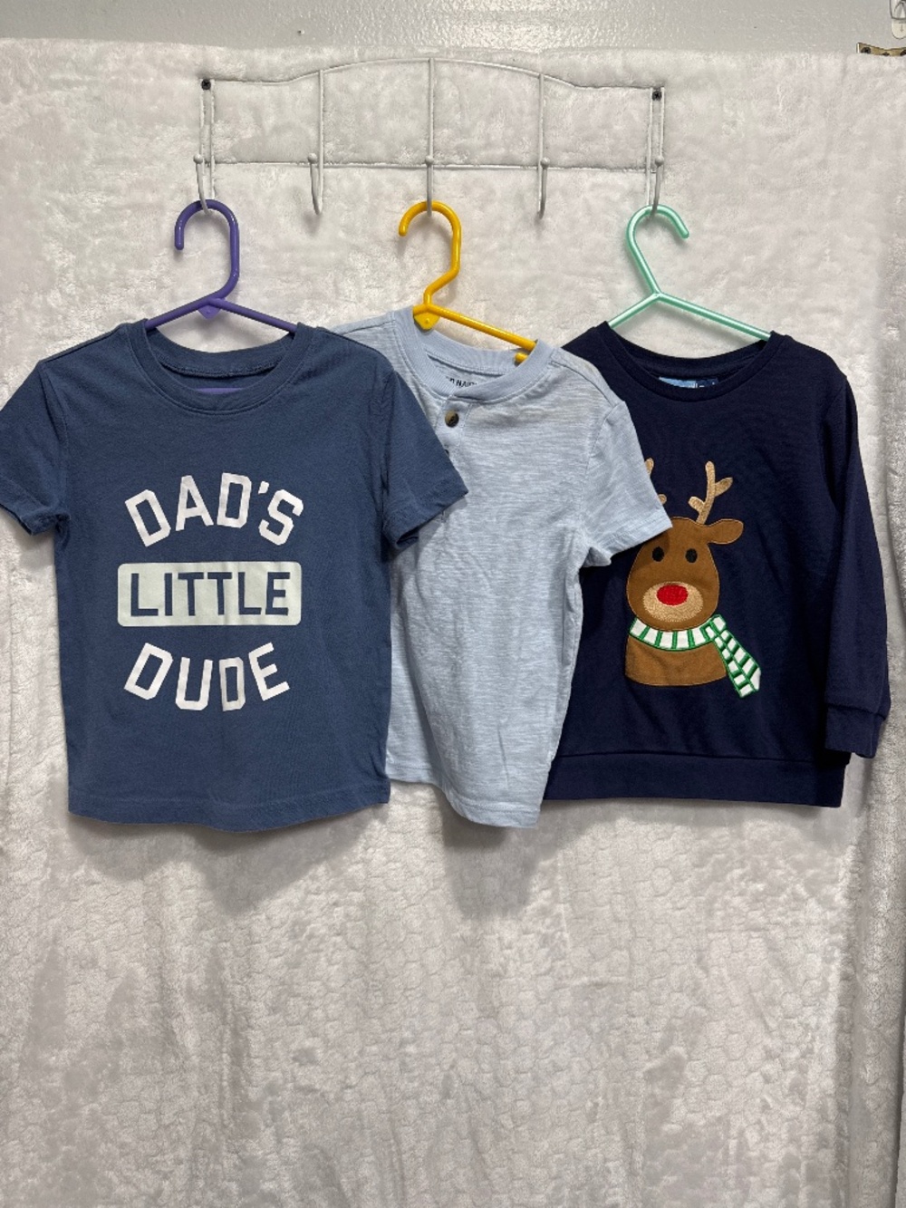 Boys clothes short sleeve Tee and sweatshirt holiday Christmas size 3T